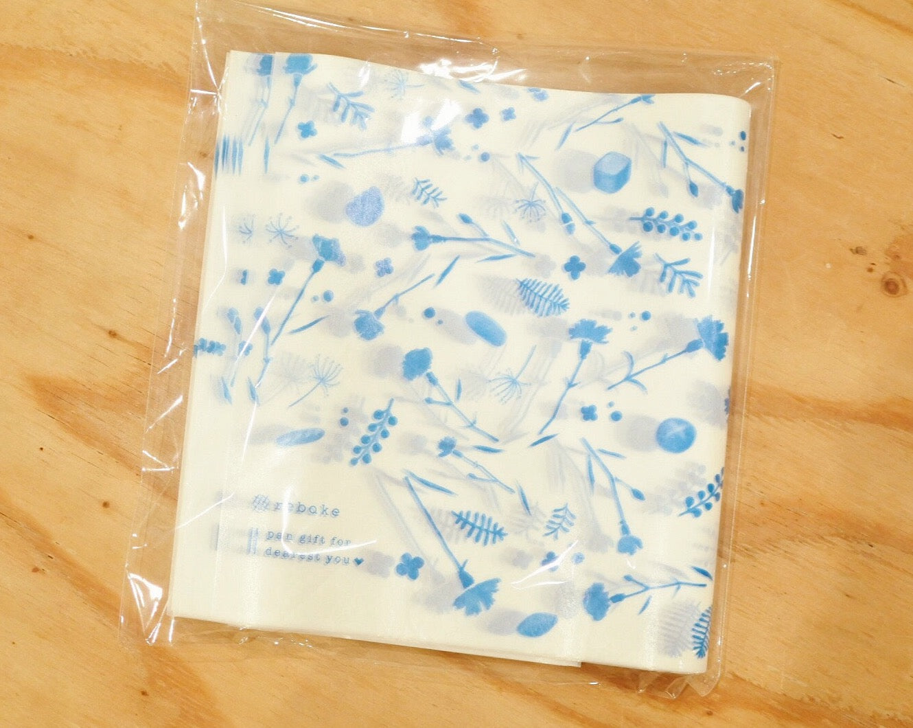 60サイズ ラッピングセット（カード、ラッピング紙、シール）