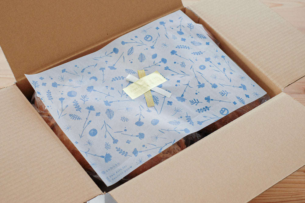 80サイズ ラッピングセット（カード、ラッピング紙、シール）