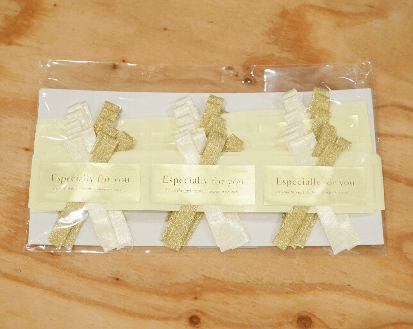 80サイズ ラッピングセット（カード、ラッピング紙、シール）